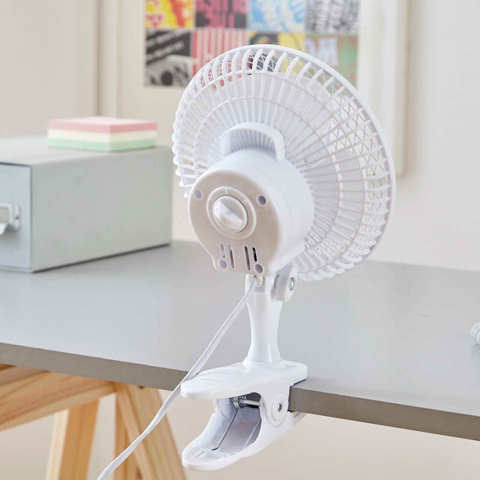 Neo Mini Fan Portable Desktop Clip Base Mount Desk 2 Speed 360 Adjustable Cool